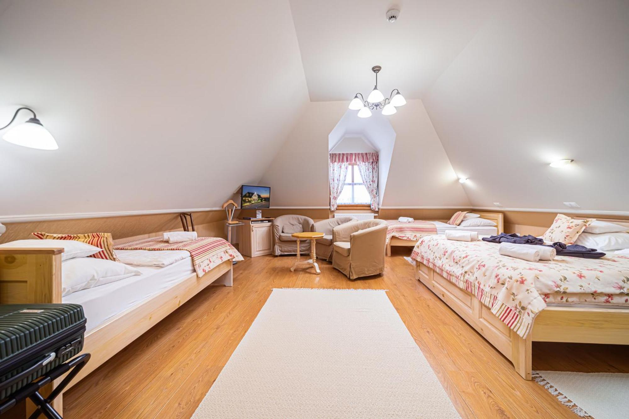 Готель Rigotanya Relax & Wellness Panzio Buekfuerdo Екстер'єр фото